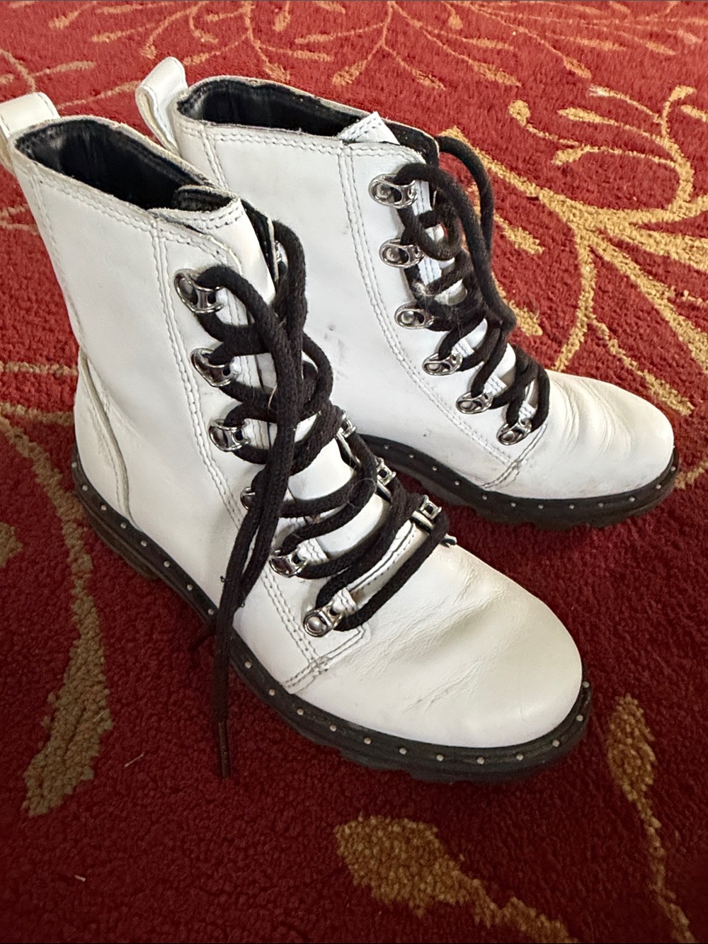 Sorel White Lace-Up Combat Boots with Black Laces